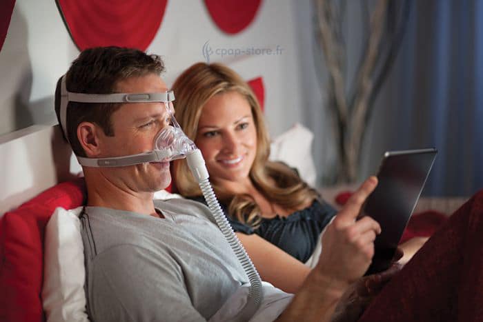 Masque-Pico-porte-Philips_cpap-store.ci_.jpg